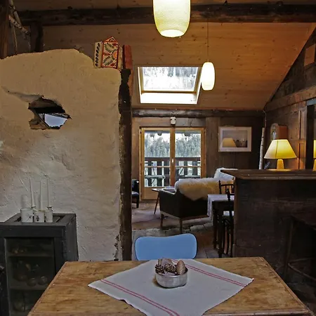 Lieu Secret Dans Les Alpes Suisses *