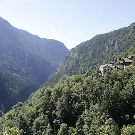Lieu Secret Dans Les Alpes Suisses Σαλέ