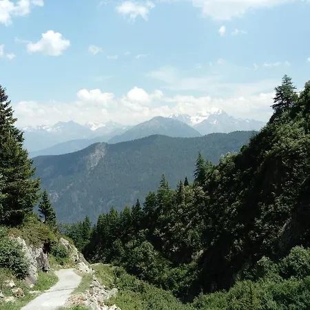 Lieu Secret Dans Les Alpes Suisses Le Trétien