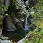 Lieu Secret Dans Les Alpes Suisses