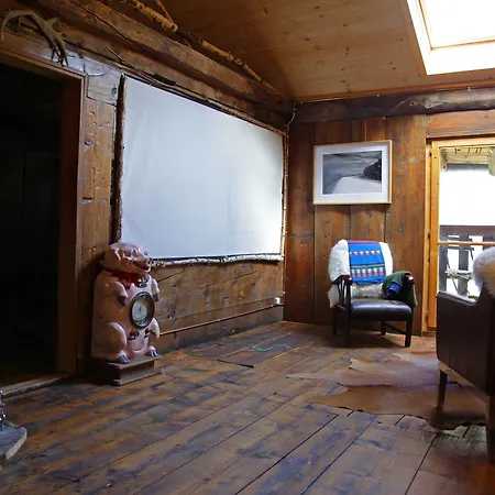 Lieu Secret Dans Les Alpes Suisses *