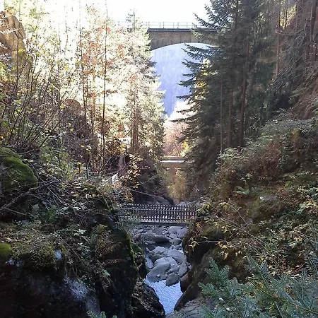 Lieu Secret Dans Les Alpes Suisses